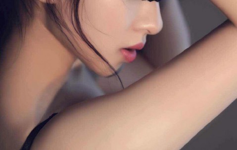 怀孕初期小腹发紧胀，原因、应对与预防