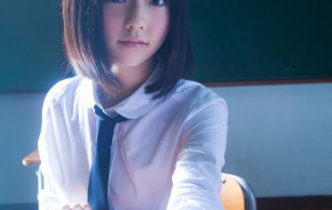 怀孕初期右边乳房怎么那么疼呀